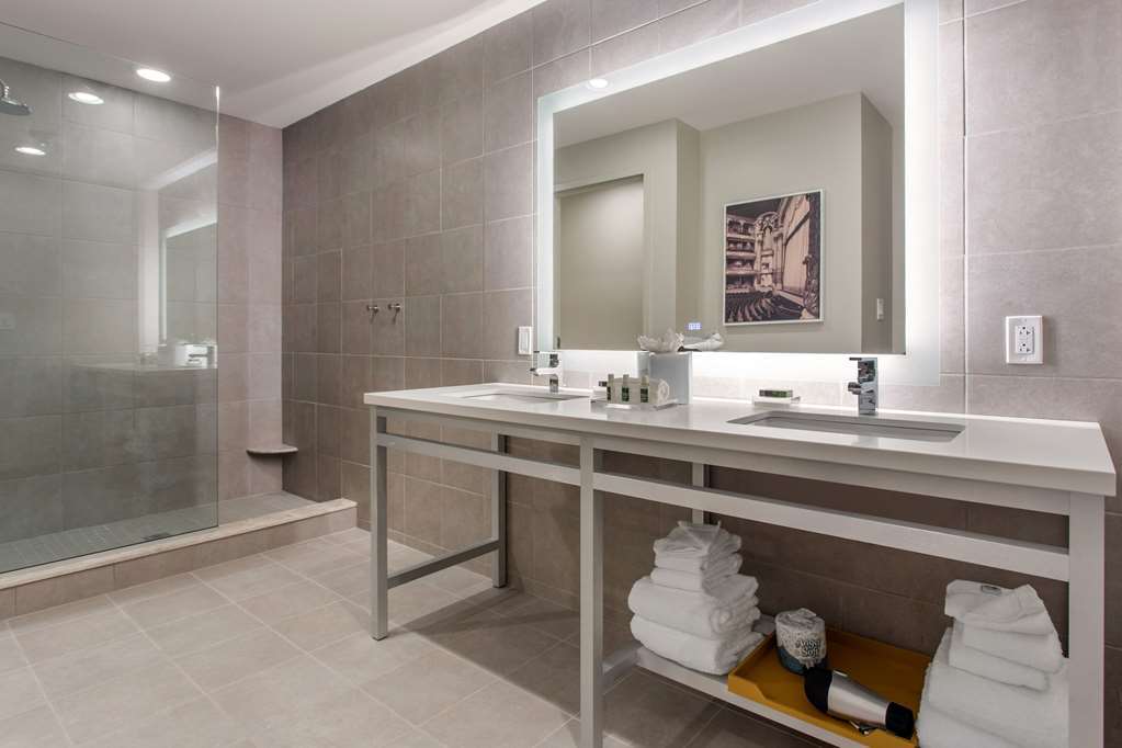 Hotel Centro Sonoma Wine Country, Tapestry Collection Hilton روهنيرت بارك الغرفة الصورة